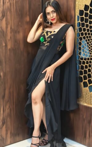 Black Saree Gown - Drapes